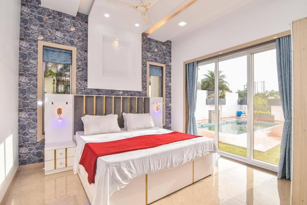 Royal Paradise Villa Lonavala Ngoại thất bức ảnh